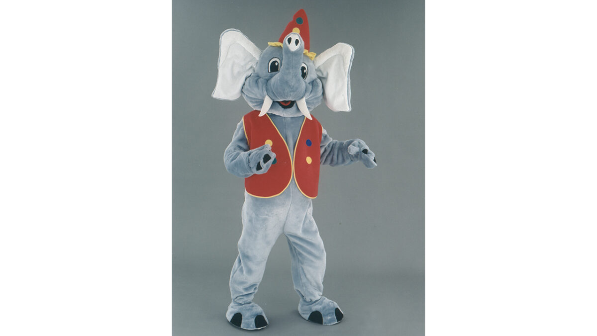 ELEPHANT CIRQUE