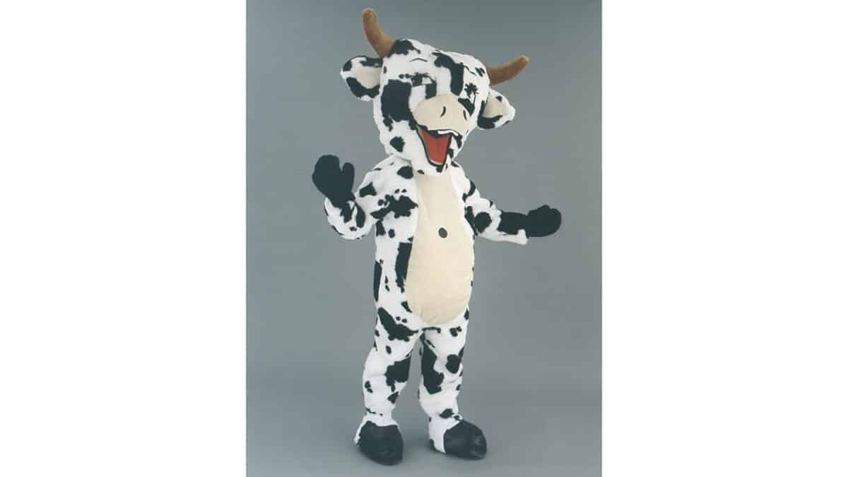 CHIEN CASQUETTE ROUGE