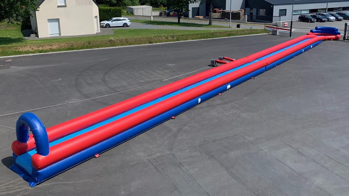 SUPER GLISSADE + GONFLABLE GLISSE AQUATIQUE