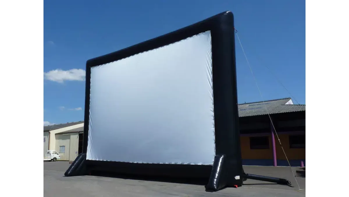 ECRAN DE PROJECTION 10x6m