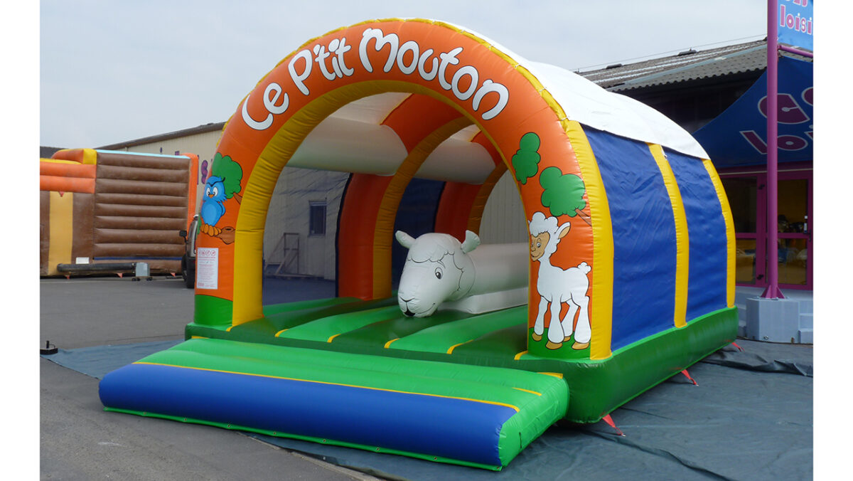 OBSTACLE SOUS 3 ARCHES LE LION