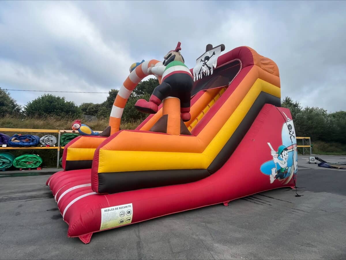 TOBOGGAN 400 PIRATE
