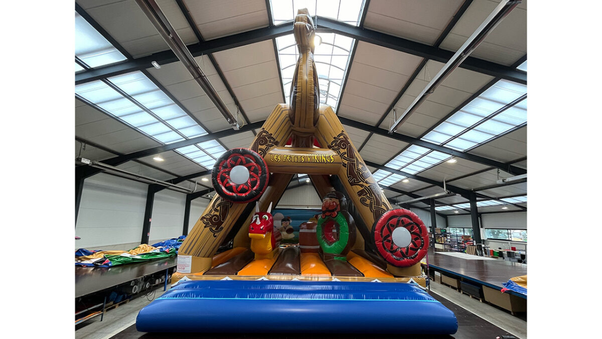 GIRAFE AVEC OBSTACLES