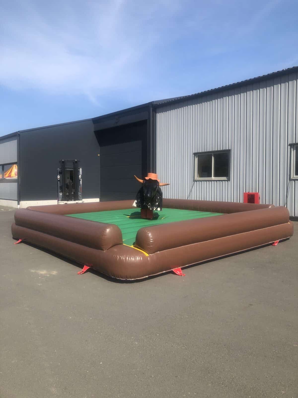 RODÉO MÉCANIQUE AVEC MATELAS CARRÉ